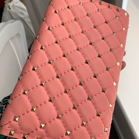 Auth Valentino Garavani Rockstud Spike crossbody - Picture 8 of 11